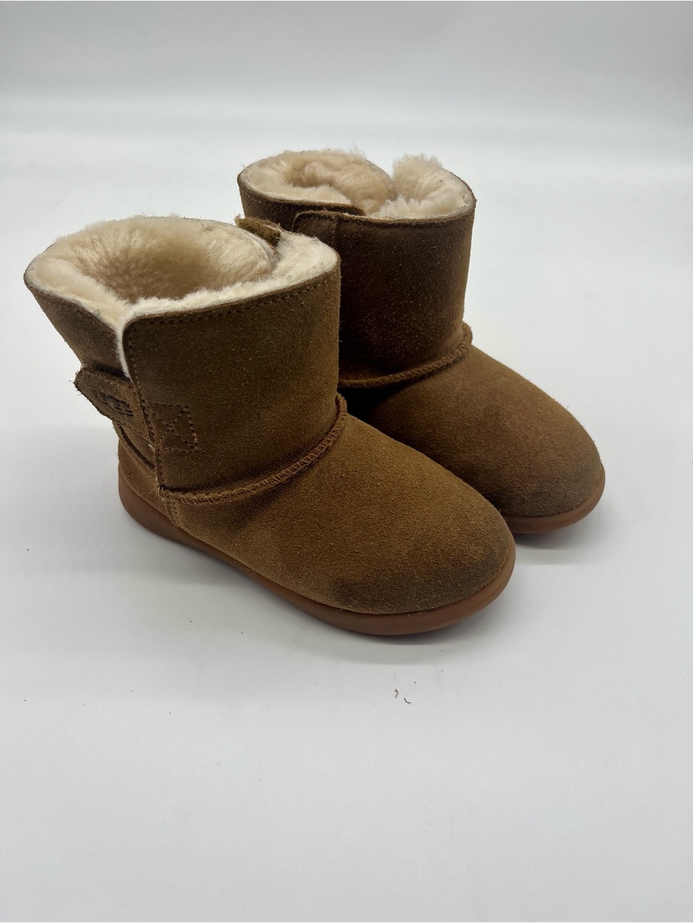 UGG Kids Mini Chestnut Suede Shearling Boots